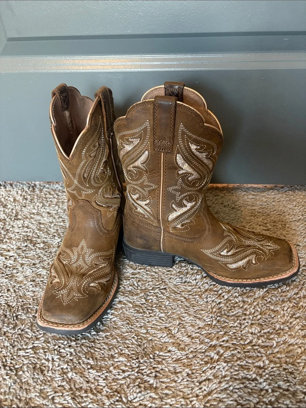 Brown Embroidered Western Cowboy Boots